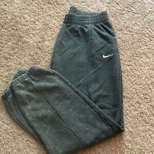 Nike grey/black Sweatpants Relaxed Fit